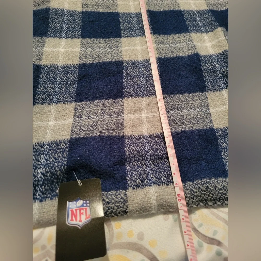 NFL little earth